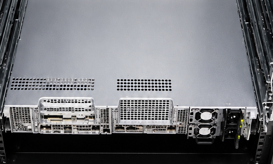 Cisco server front connectors and rack detail